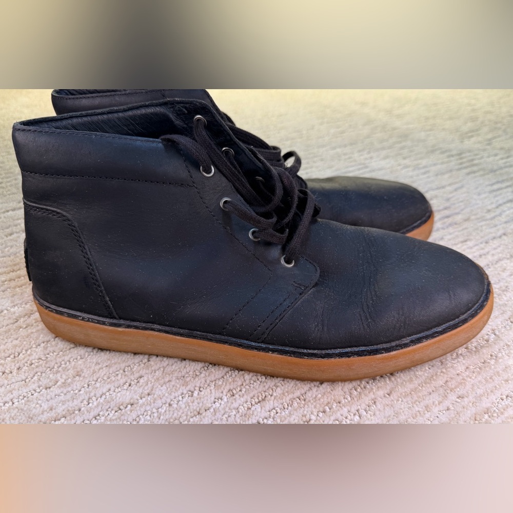UGG Alin Chukka Boots Black Leather